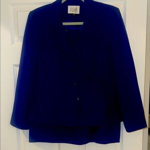 Le Suit Women's Deep Blue Blazer & Skirt